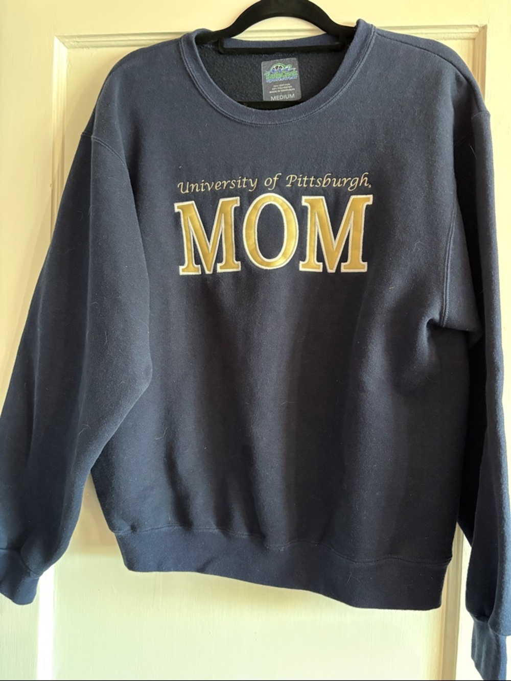 NWOT University of Pittsburgh MOM Navy Crew Sweatshirt